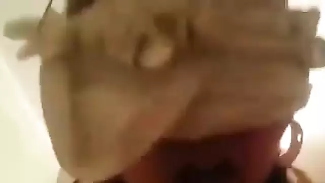 Kırgız karısı, kocasının arkadaşına teslim oldu.