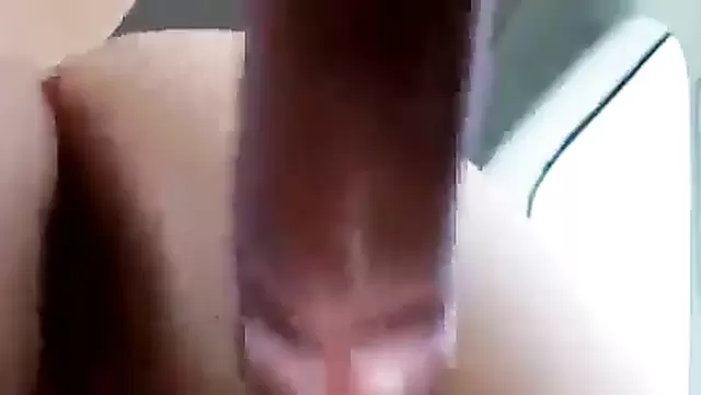 Kırgız kızı sert ve sırılsıklam amıyla sikerken